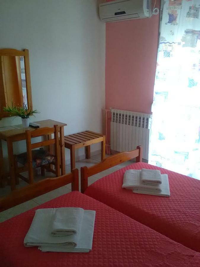To Giouli Hotel Volos Eksteriør billede