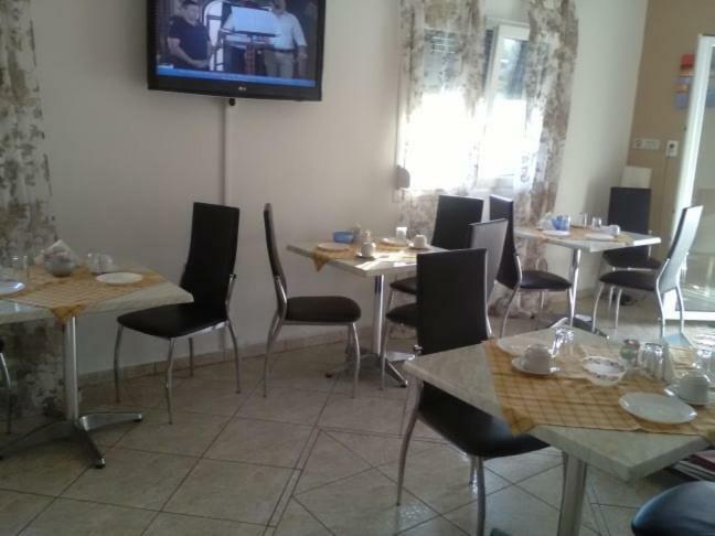 To Giouli Hotel Volos Eksteriør billede